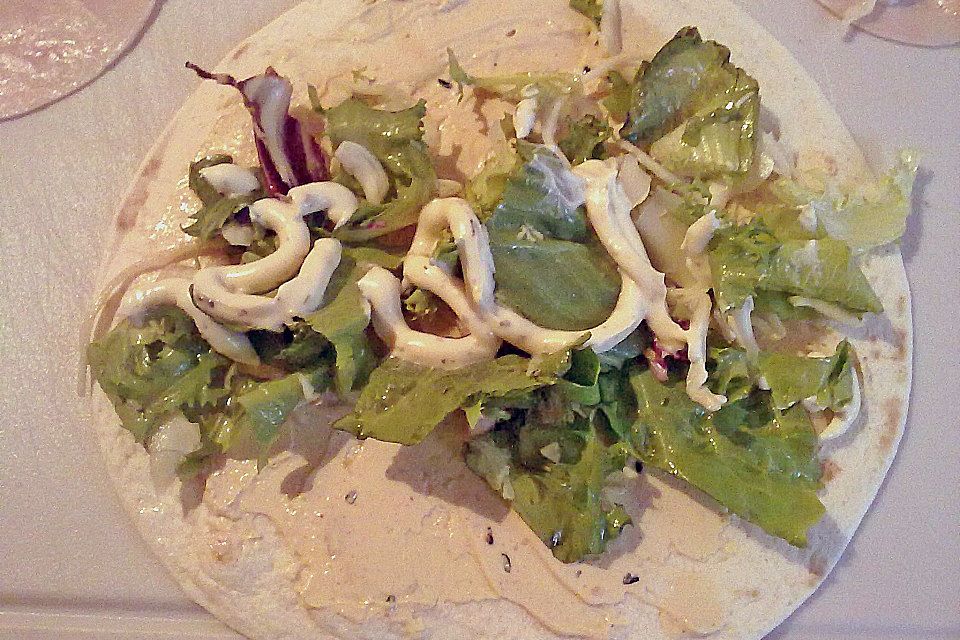 Party Wraps mit Frischkäse und Putenbrust