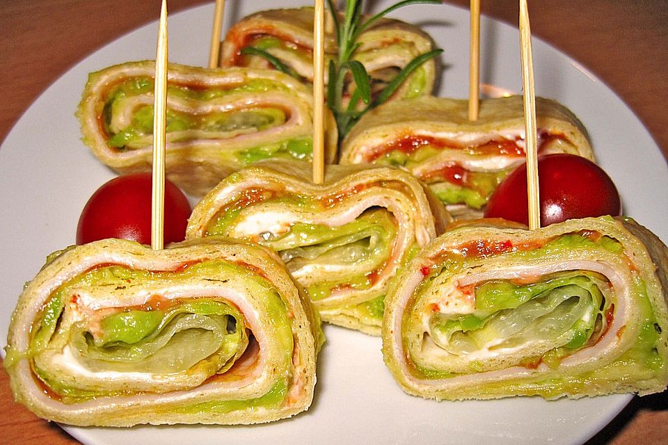 Party Wraps mit Frischkäse und Putenbrust
