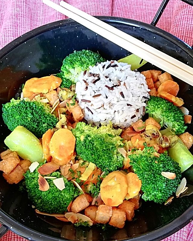 Curry-Gemüse mit Tofu