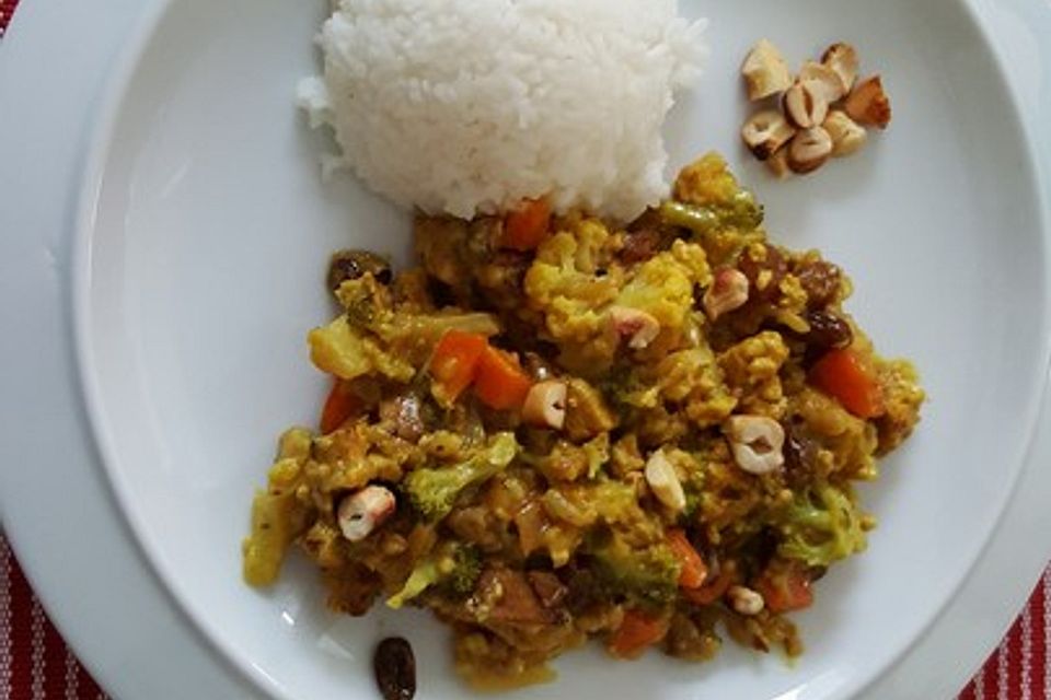 Curry-Gemüse mit Tofu