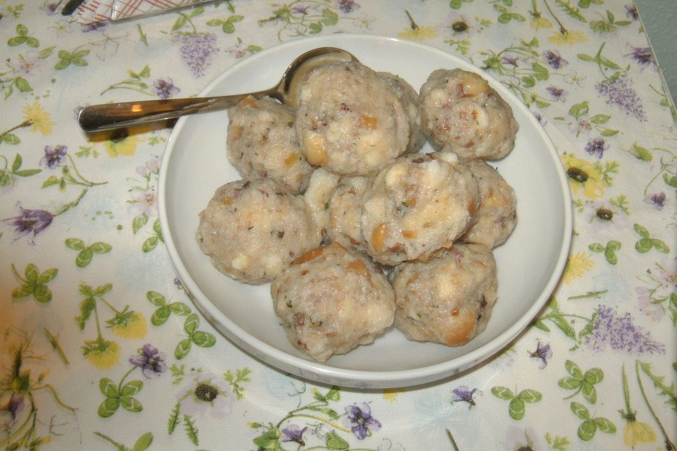 Südtiroler Speckknödel