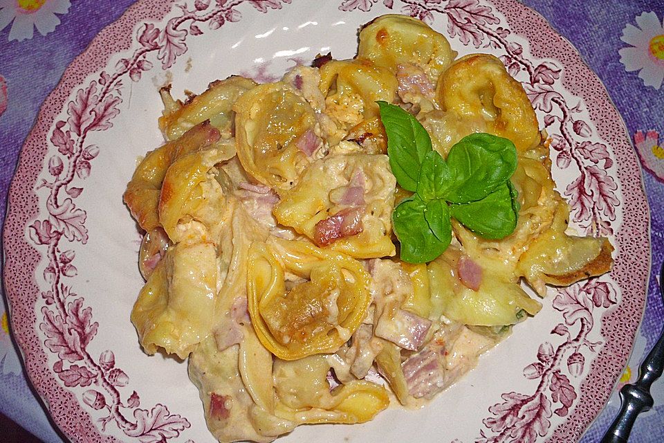 Überbackene Tortellini