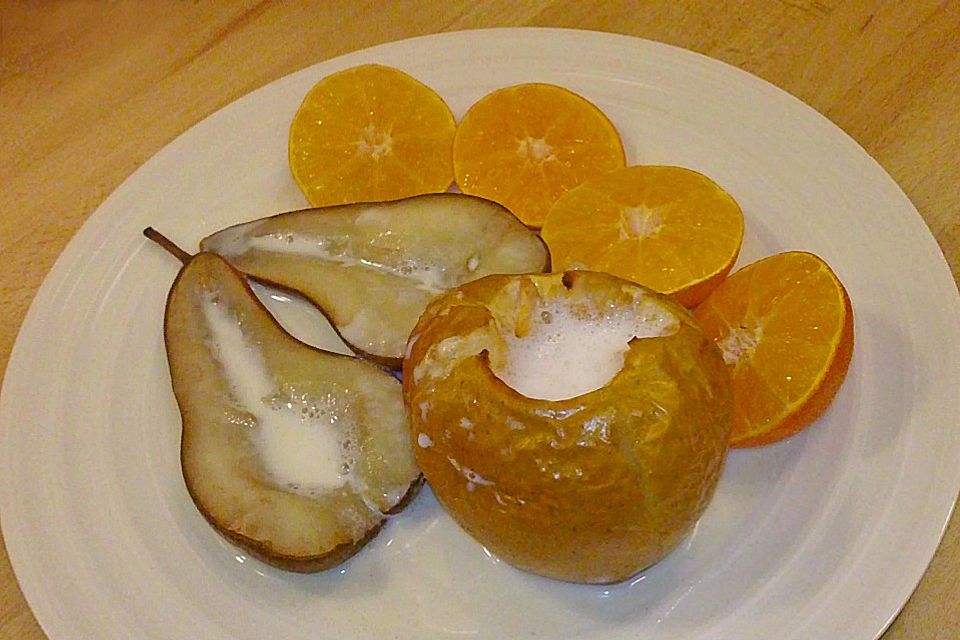 Bratbirne der etwas andere Bratapfel Bratbirne der etwas andere Bratapfel