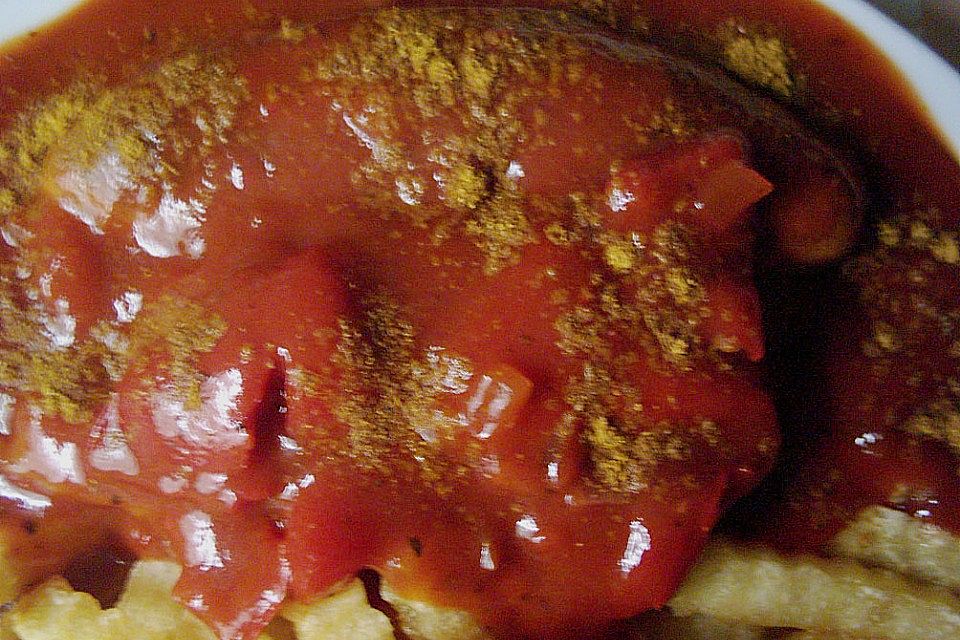 Currywurst mit Pommes frites