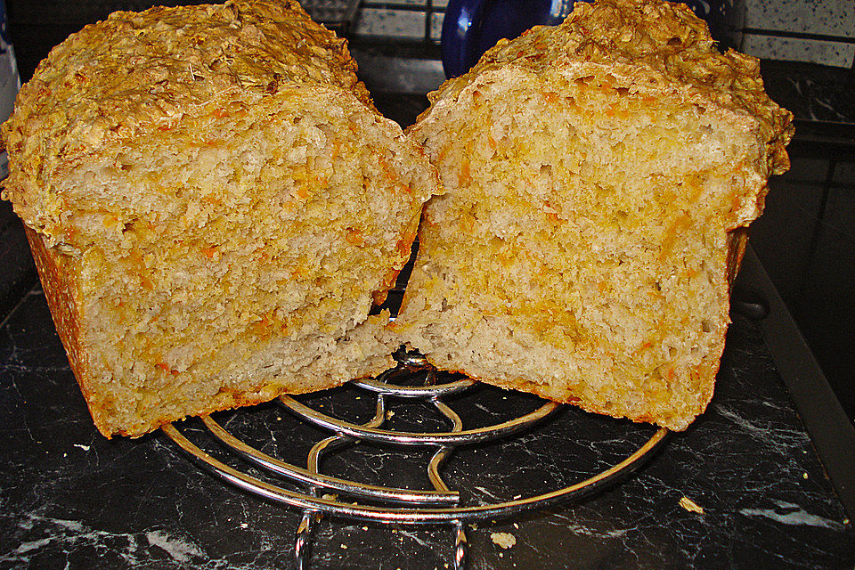 Hafer - Möhren - Brot