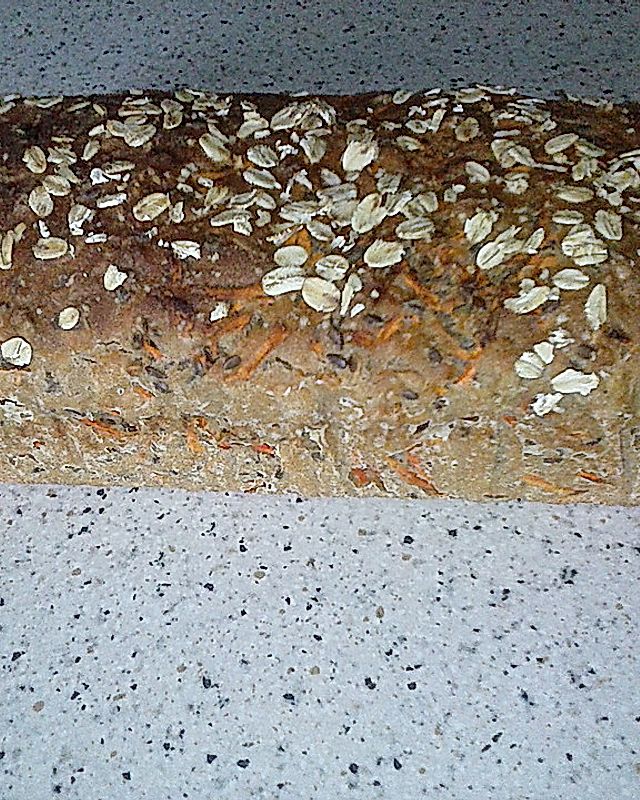 Hafer - Möhren - Brot