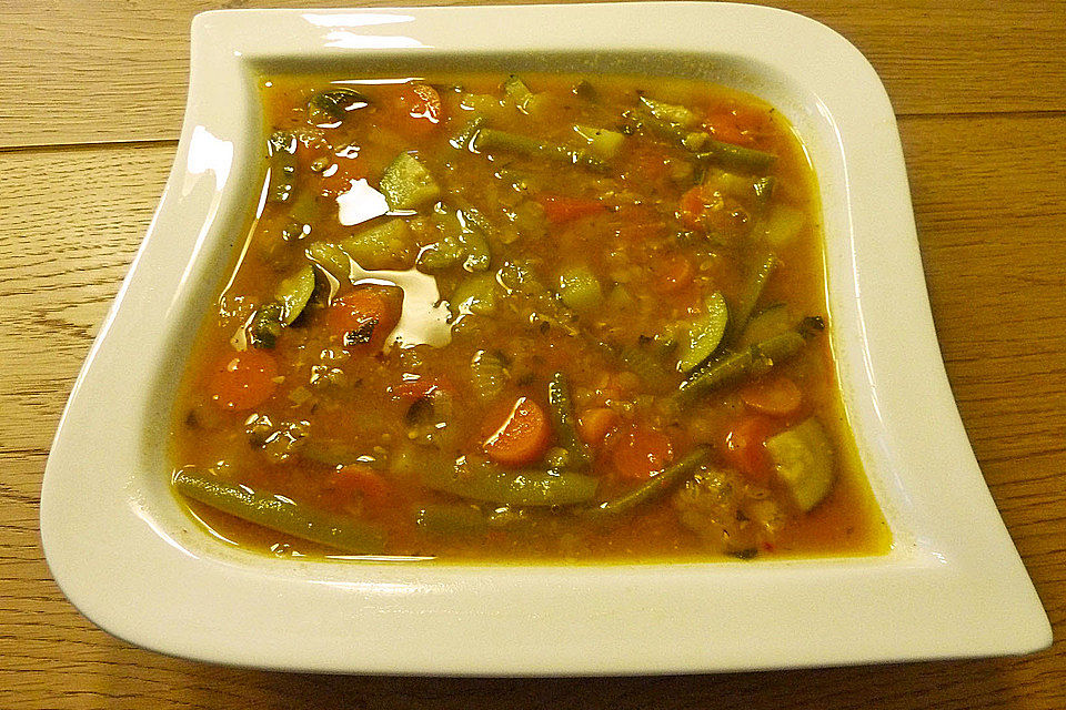 Türkische Gemüsesuppe