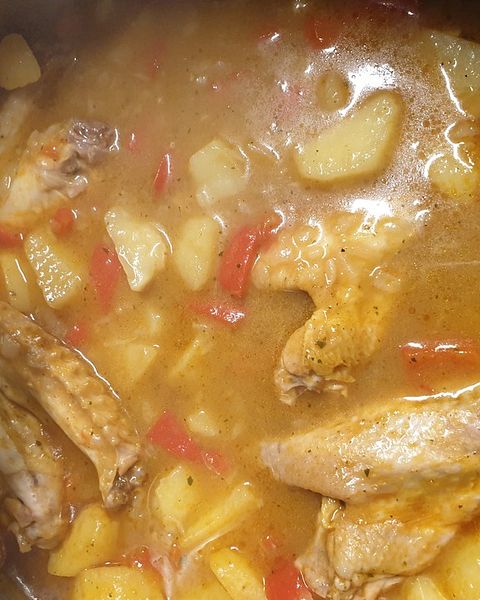 Hähnchengulasch Rezepte | Chefkoch Hähnchengulasch Rezepte | Chefkoch