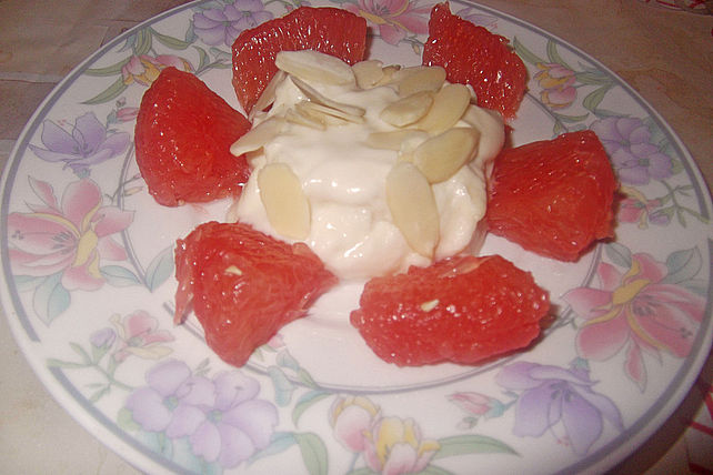 Grapefruitsalat mit Amaretto - Mascarpone - Creme von ZMTina| Chefkoch