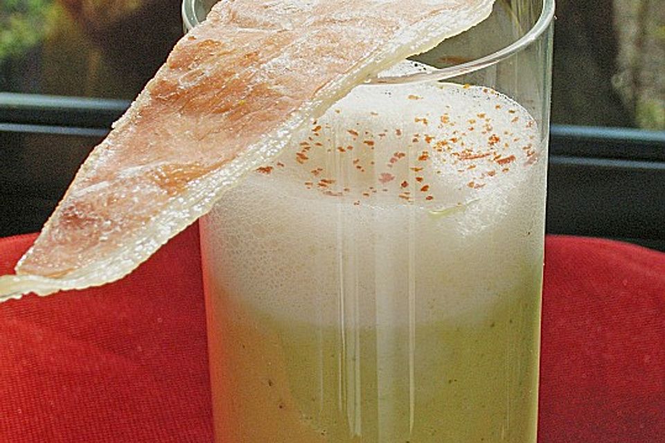 Grüner Spargel - Shot mit Verveine - Schaum und Schinkensegel