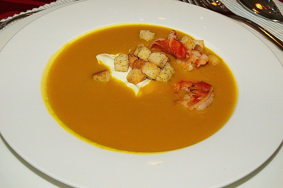 Möhren - Orangen - Ingwer- Suppe