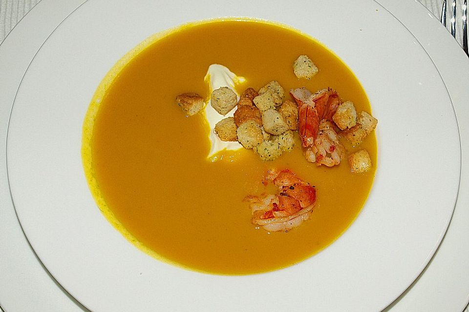 Möhren - Orangen - Ingwer- Suppe