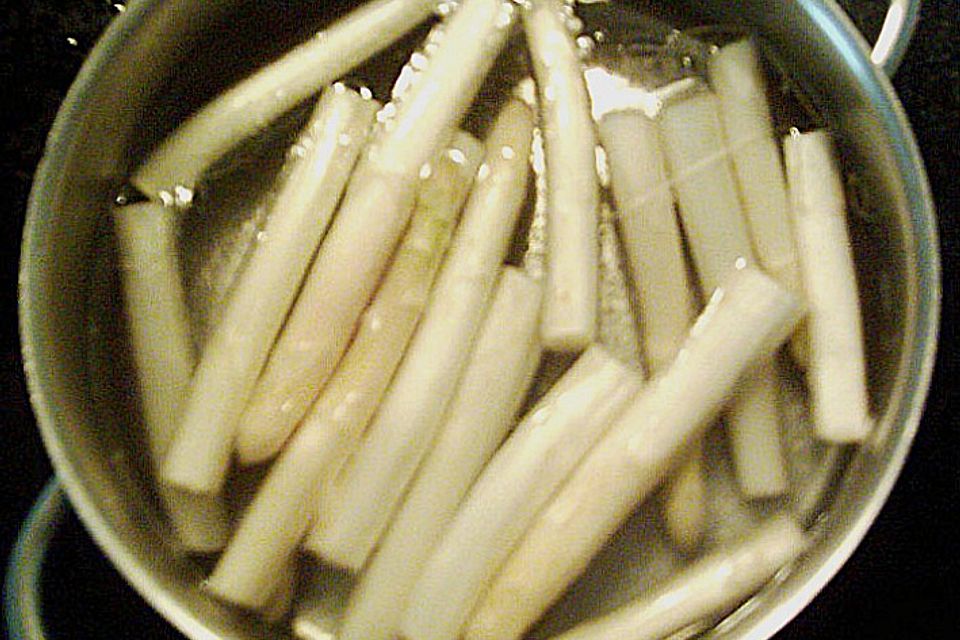 Spargel weiß und grün