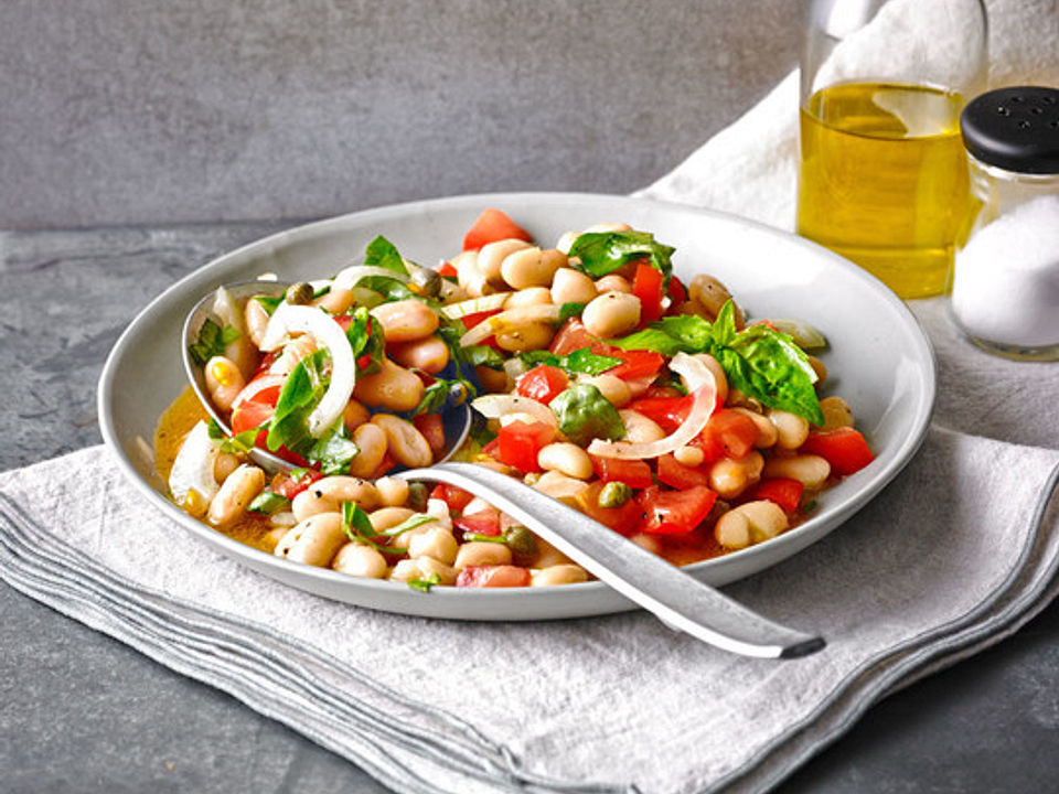 Salat Mit Weissen Bohnen Und Tomaten Von Daja Chefkoch