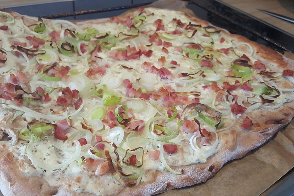 Elsässer Flammkuchen