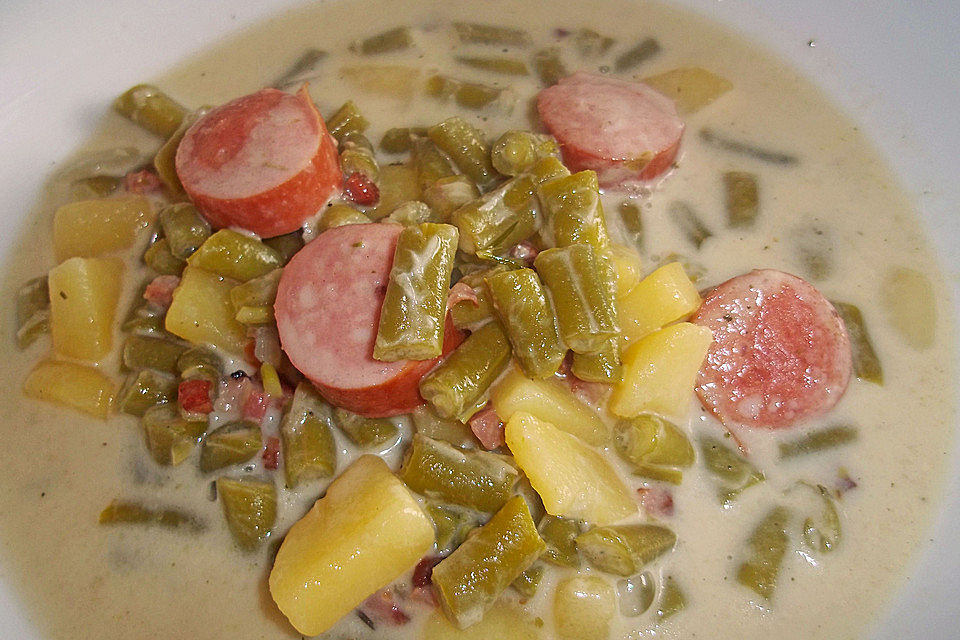 Schnippelbohnen - Suppe