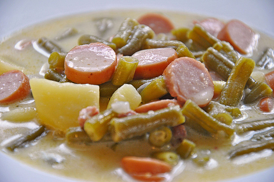 Schnippelbohnen - Suppe