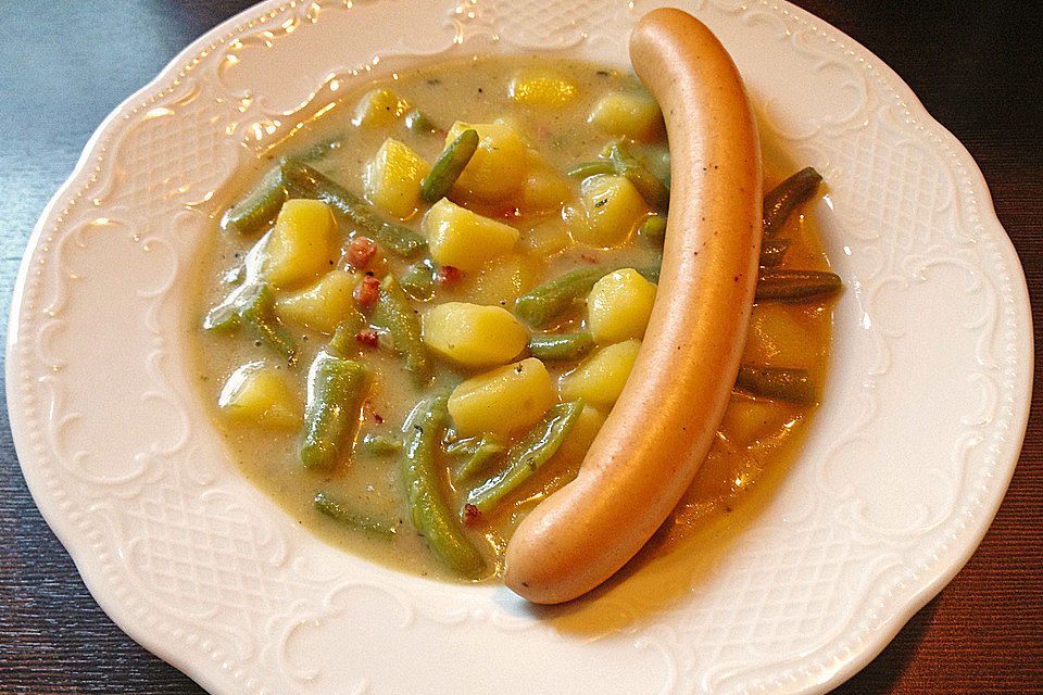 Schnippelbohnen - Suppe