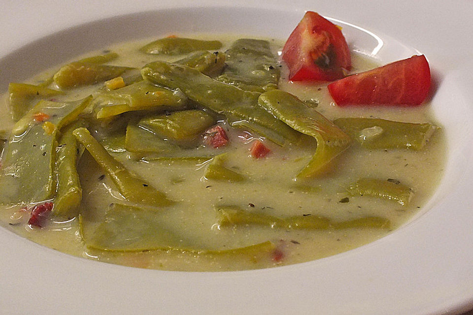 Schnippelbohnen - Suppe