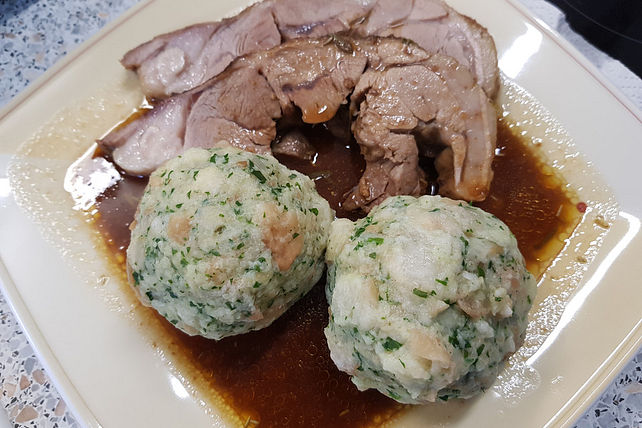 Bayerische Semmelknödel von heimwerkerkönig| Chefkoch