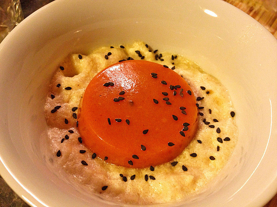 Lauwarmes Gelee von roten Paprikaschoten mit Melonen - Schaum von ...