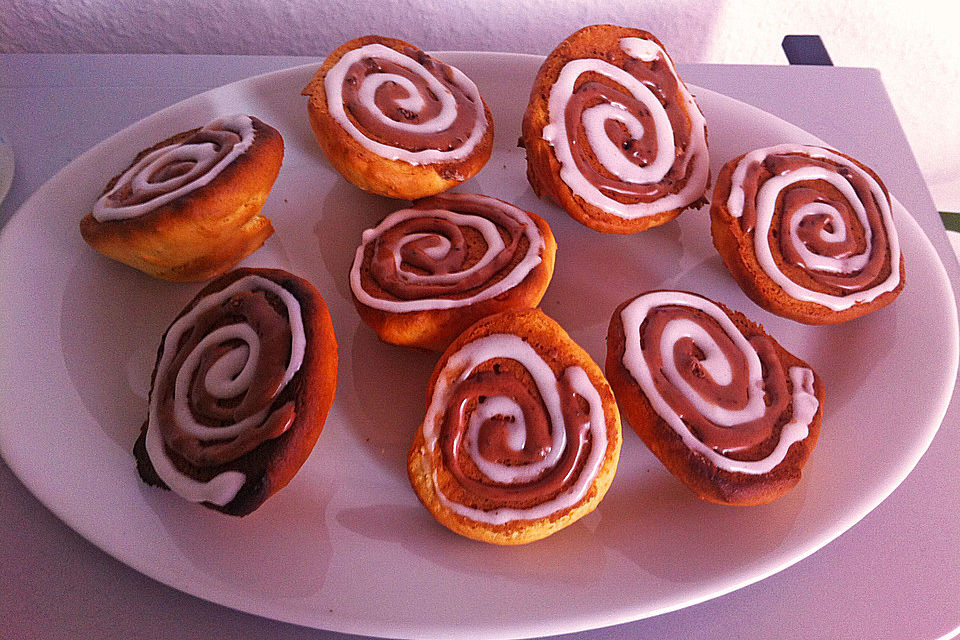 Amerikaner mit Zitronen-Zuckerguss