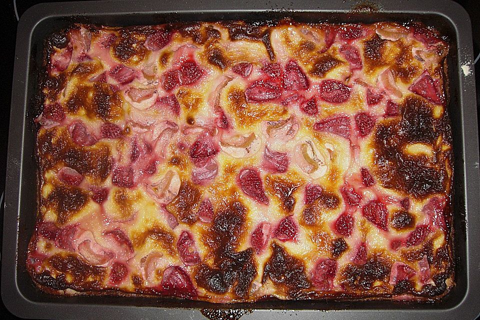 Rhabarber - Erdbeer - Kuchen