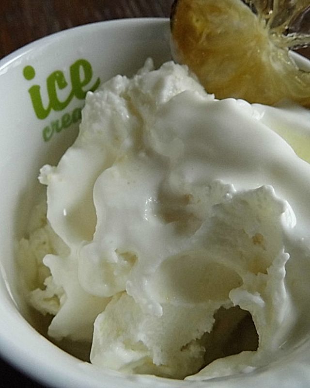 Limoncello - Joghurt - Eis