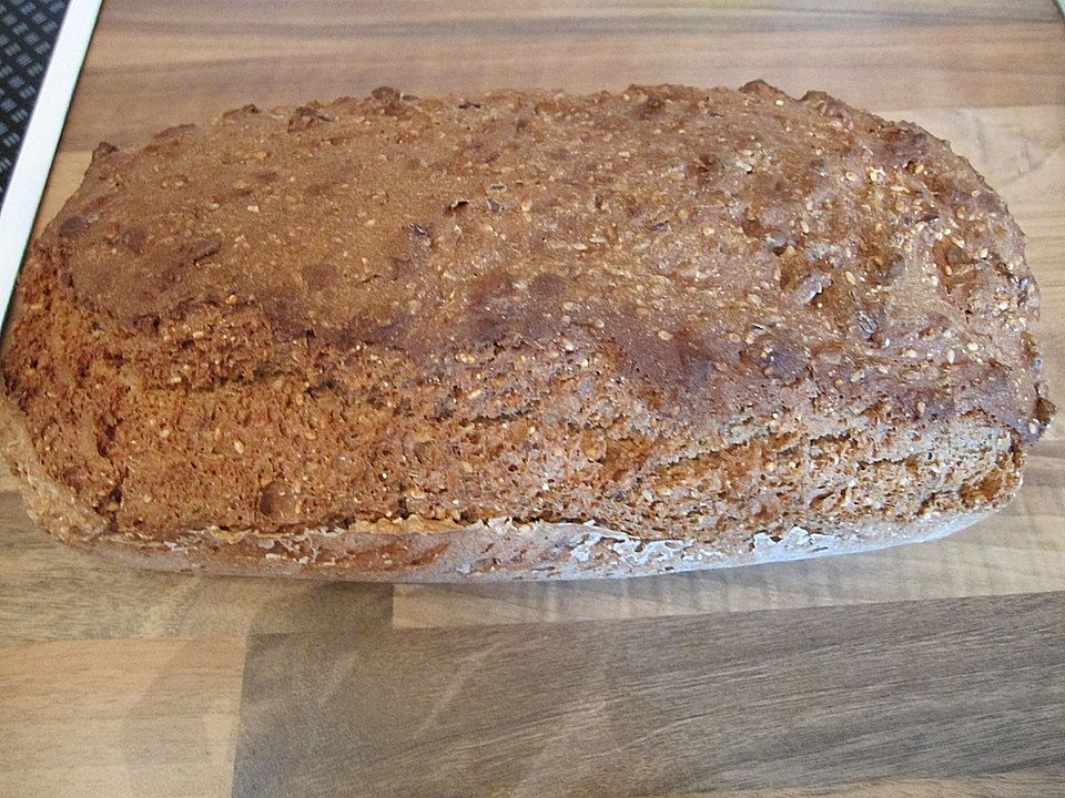 Chrissis Dinkel - Walnuss - Brot von Chrissi09| Chefkoch