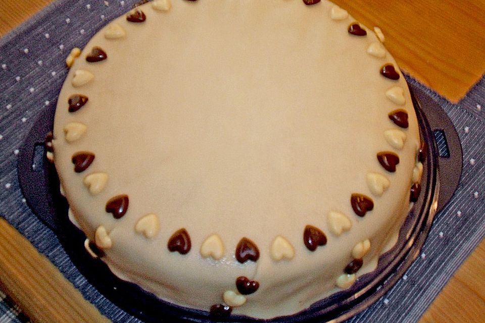 Schoko - Stracciatella - Sahnetorte