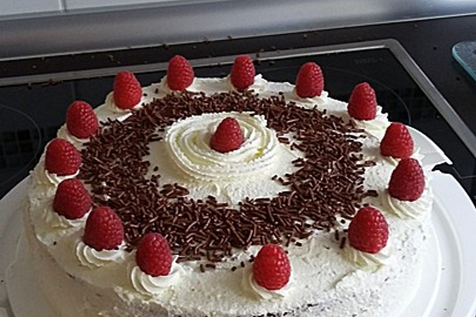 Schoko - Stracciatella - Sahnetorte