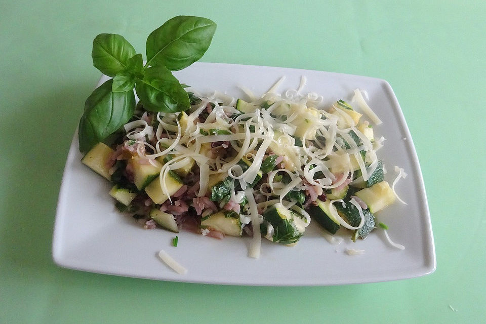 Reis - Zucchini - Pfanne mit mehreren Kräutern