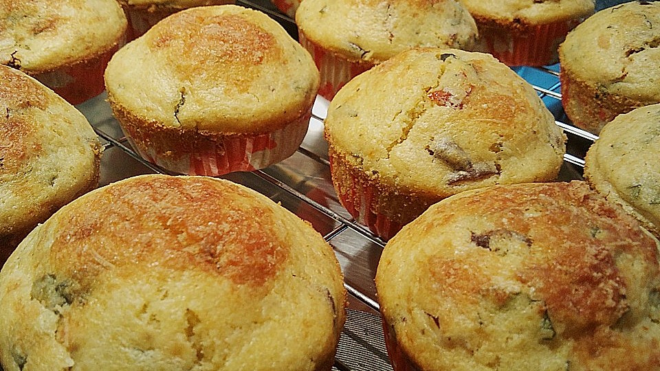 Tomaten Basilikum Muffins Von Heartandsoul Chefkoch 