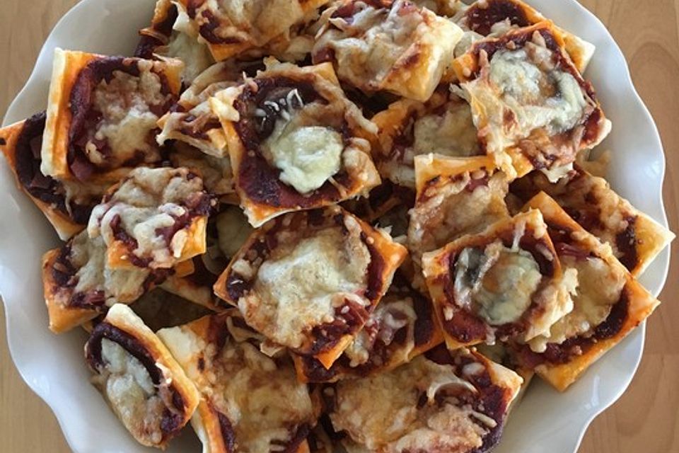 Mini-Snack-Pizzen aus Blätterteig