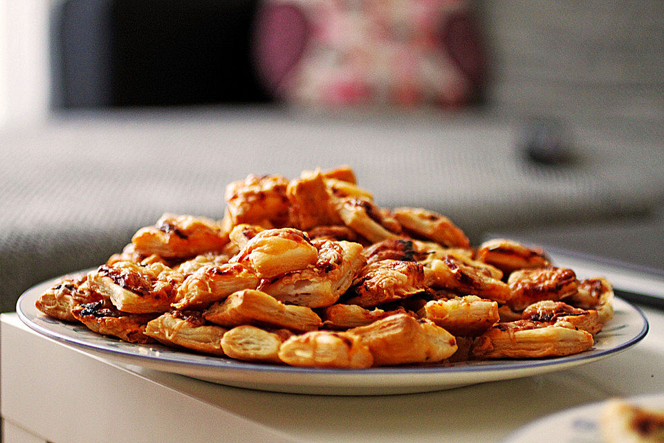 Mini-Snack-Pizzen aus Blätterteig