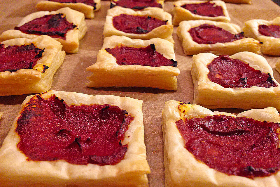 Mini-Snack-Pizzen aus Blätterteig