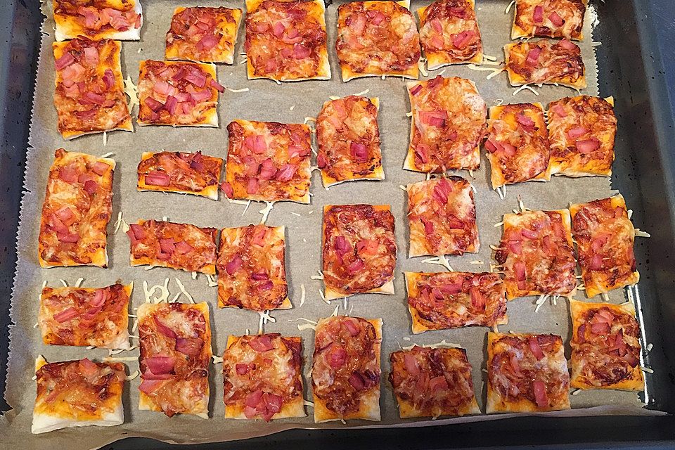 Mini-Snack-Pizzen aus Blätterteig