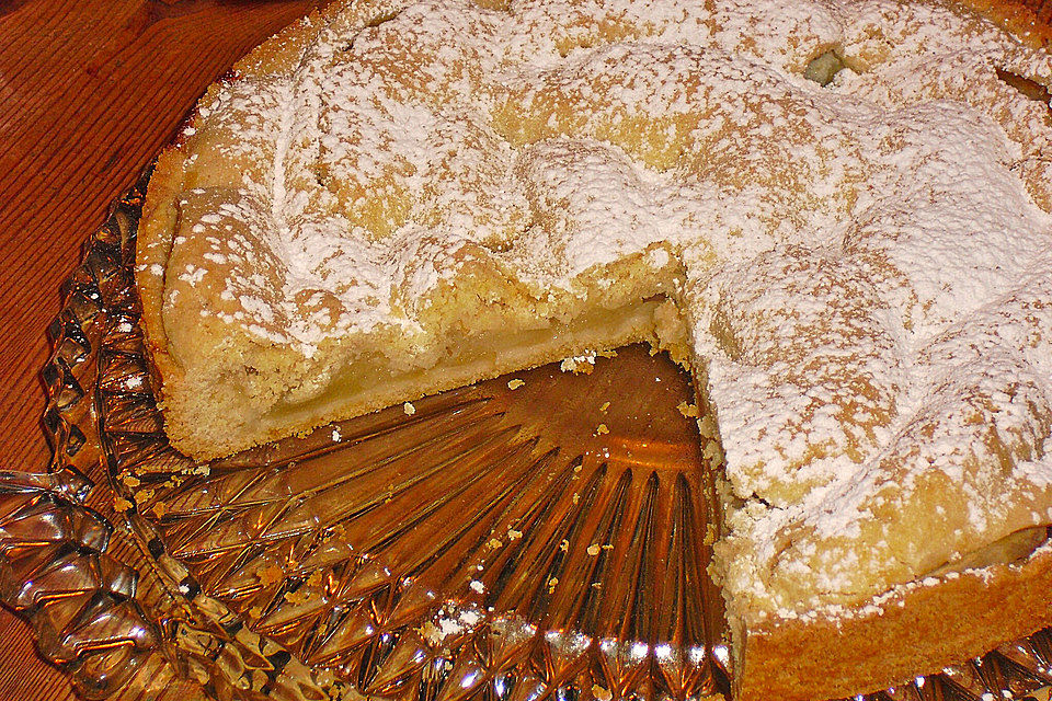 Gedeckter Apfelkuchen