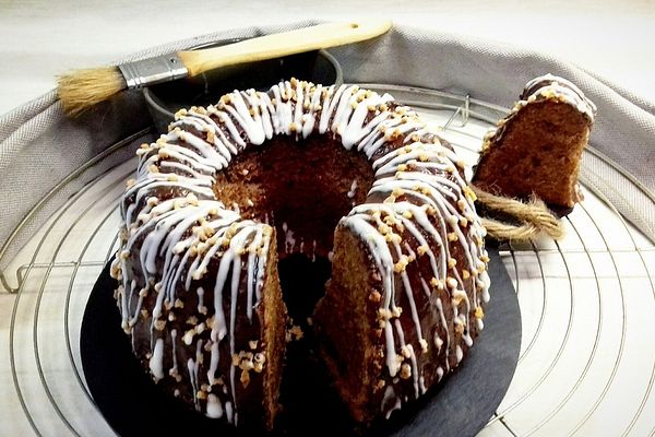 Baileys - Schoko - Krokant - Kuchen von Juulee | Chefkoch