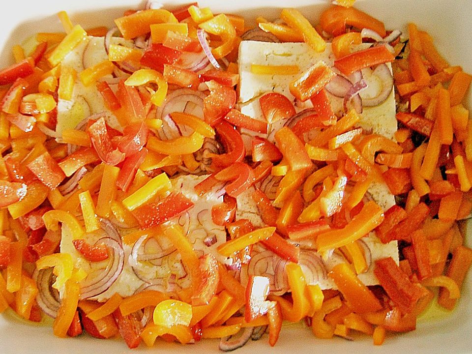 Gebackener Schafskäse mit Paprika von kaeserea | Chefkoch Gebackener Schafskäse mit Paprika von kaeserea | Chefkoch