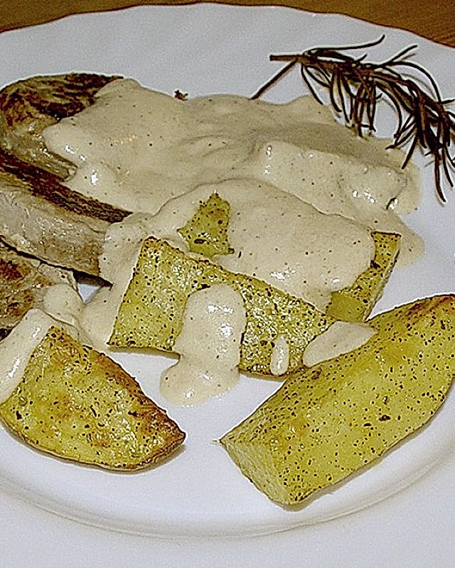 Lende in Zwiebel - Sahne - Sauce mit Kräuter - Ofenkartoffeln