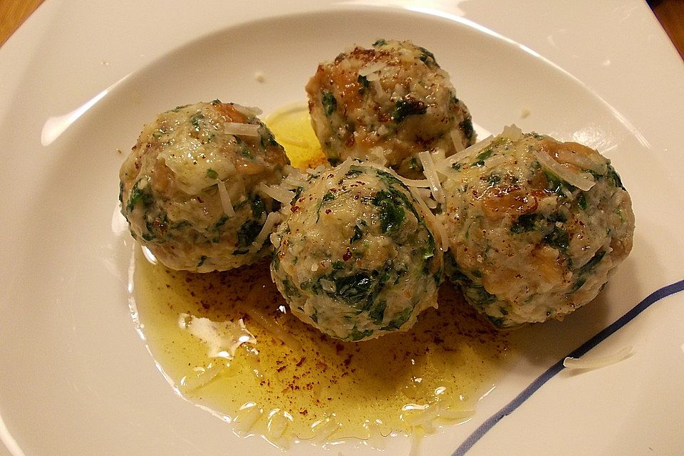 Spinatkäseknödel