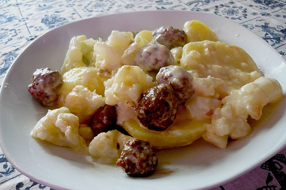 Naomis Blumenkohl-Kartoffel-Gratin mit Tatarbällchen