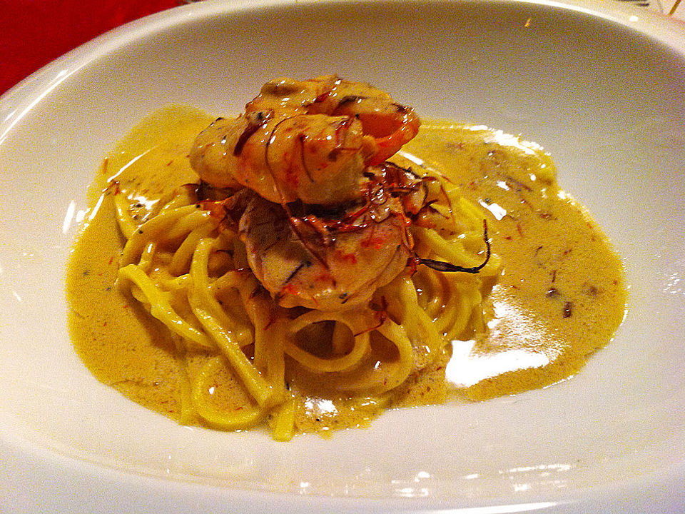 Tagliatelle mit Gambas in einer Krustentier-Safran-Sauce von Mathias56 ...