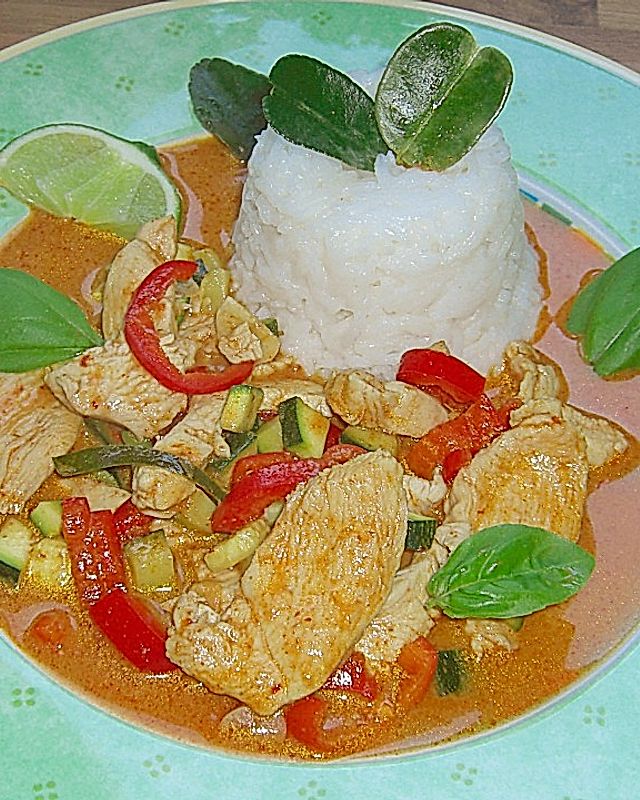 Rotes Thai - Curry mit frischem Gemüse