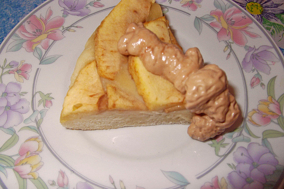 Apfelkuchen aus Quark - Öl - Teig Apfelkuchen aus Quark - Öl - Teig