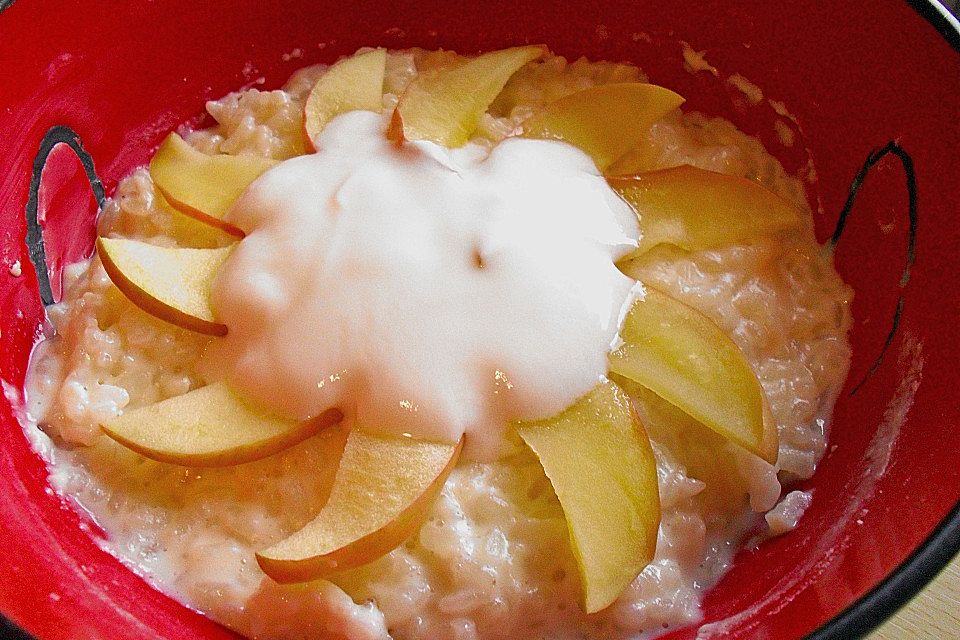 Milchreis mit Apfel und Vanille