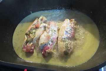 Putenschnitzel mit Senf - Kapern - Soße