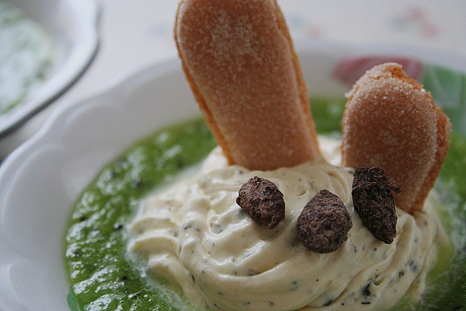 Mascarpone - Creme auf Kiwispiegel