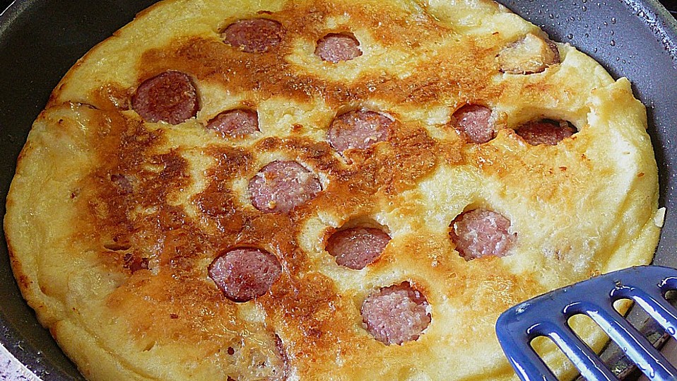 Westfälische Mettwurst-Pfannkuchen mit Salat von Rike2